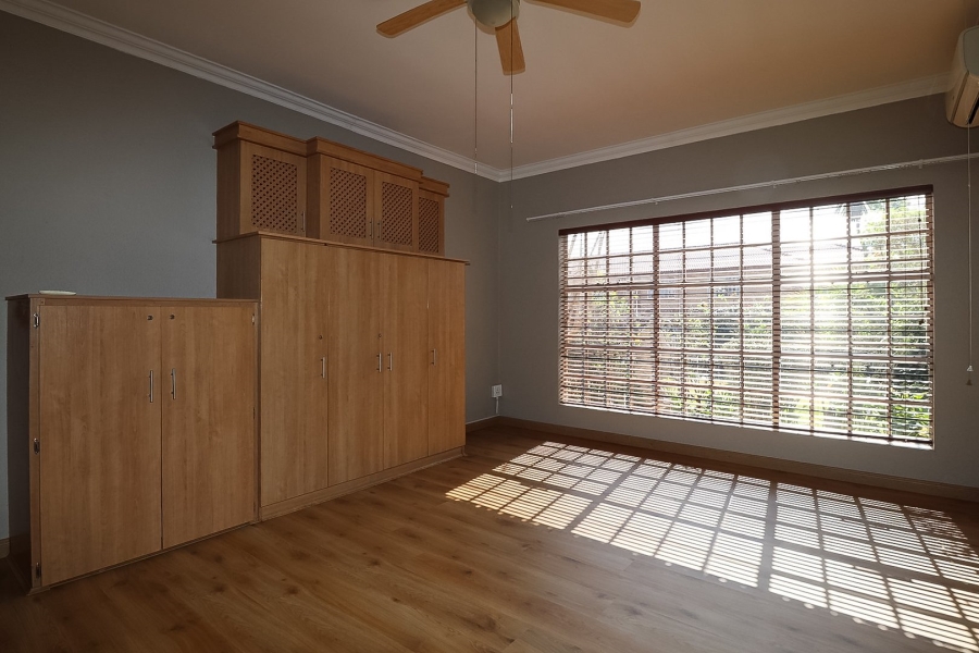 To Let 3 Bedroom Property for Rent in Flamwood North West
